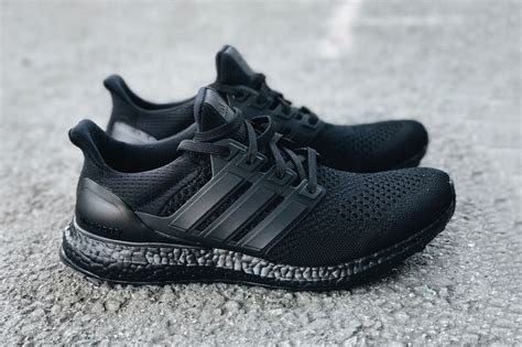 adidas ultra boost 3.0 triple black fake
